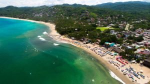 Vista area de la playa de Sayulita, Mexico