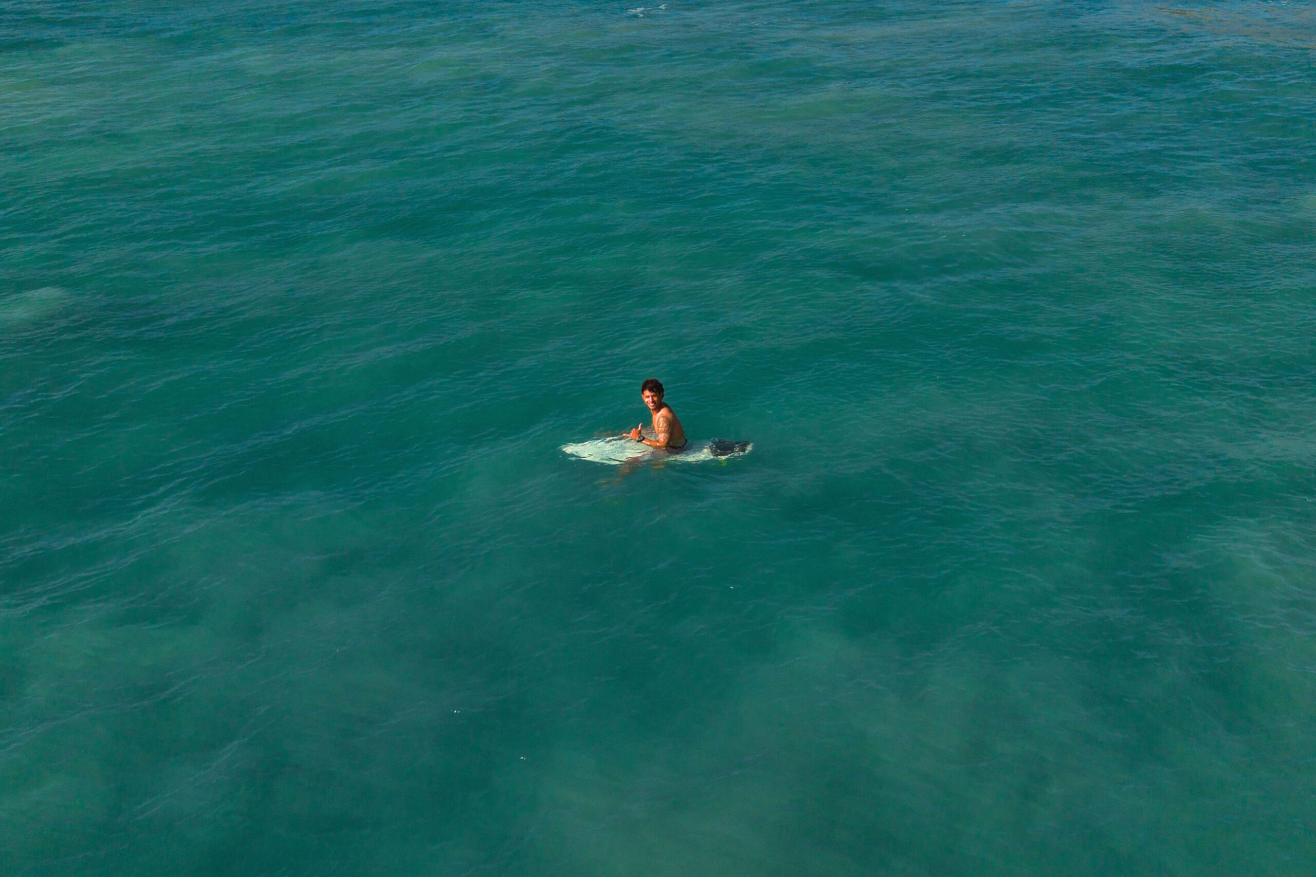 WildMex volunteers surfing in La Lancha