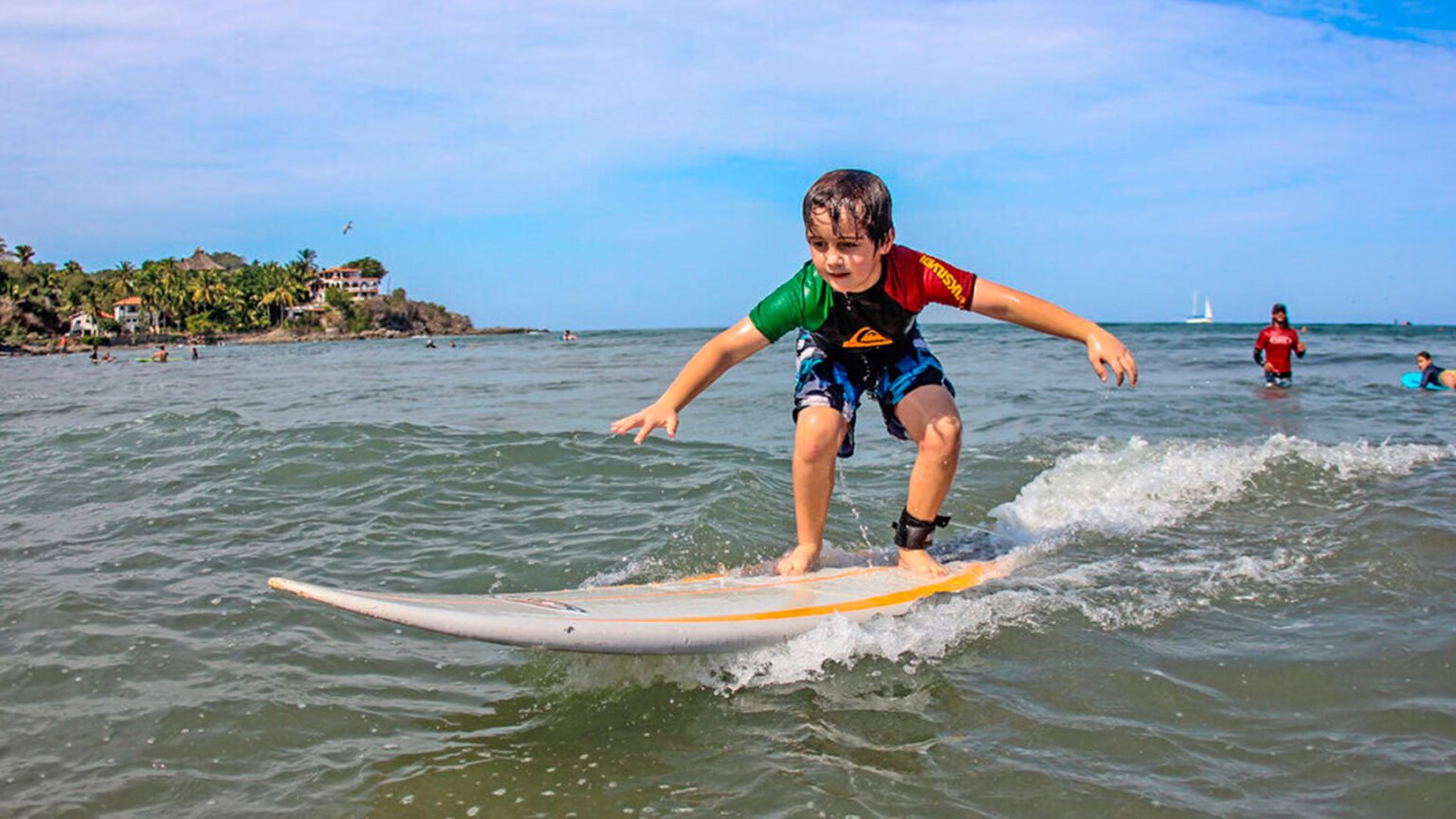 In need of ‘surf lessons for kids near me’? Don’t look any further, WildMex is here to help!