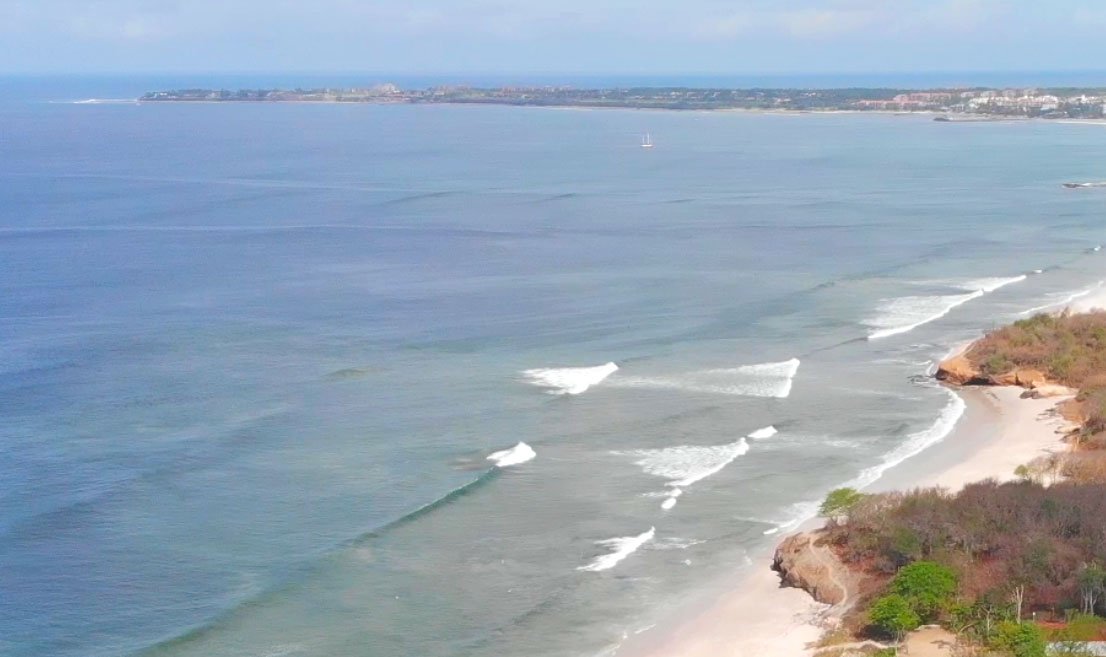 La Lancha Main Peak: Advanced Surf Zone