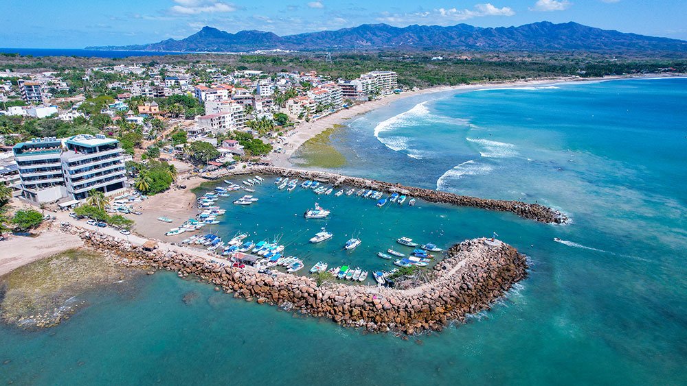Punta Mita Waves